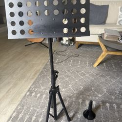 🎶Adjustable Music Stand & Trumpet Holder 