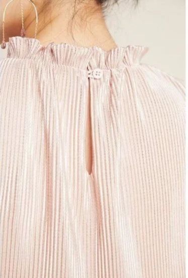 Anthropologie Ro & De Estelle Tiered Tunic Dress Medium With a touch of dazzle and shine, this tiered tunic brings a festively feminine touch to any