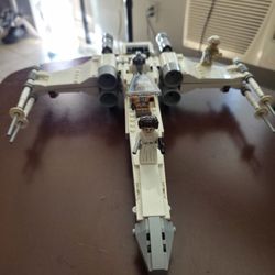 LEGO Star Wars 75301 Skywalker's X-Wing Fighter With  Box Used