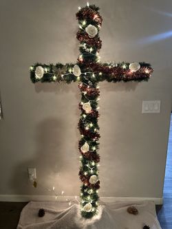 Christmas Tree Cross