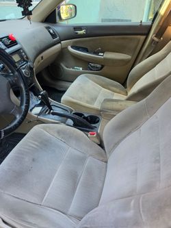 Honda accord 2005