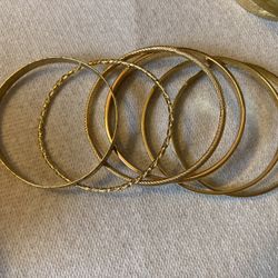 Lot Of Eleven (11) Mixed Style Gold Bracelets 