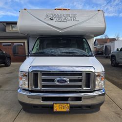 2022 Coachmen Cross Trail class c motor home xl 26XG 29ft