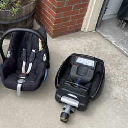 Maxi-Cosi Mico 30 infant car seat W Base 