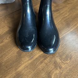 Black Shiny Rain Boots