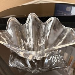 Vintage 1980s Grainware Lucite Shell Bowl - Clear Acrylic Clam Serving Dish Medium-large Size