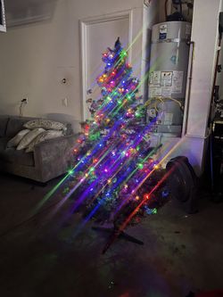 Artificial Christmas Tree With Lights