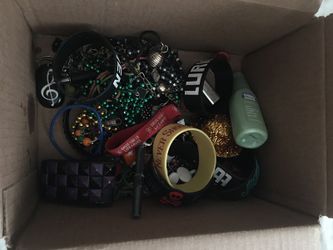 Free Stuff with a Purchase of $10 or up