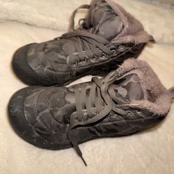 Waterproof/ Snow Shoes 6.5