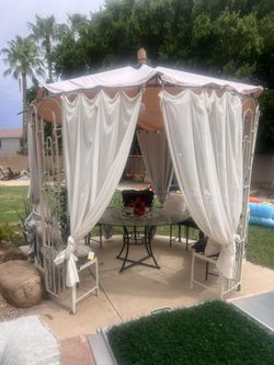 Wrought Iron Round Sitting Gazebo