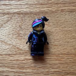 LEGO Wyldstyle Minifigure – LEGO Dimensions (2015) – Authentic – Public Meetup