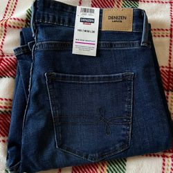 Levi’s Bootcut Jeans 