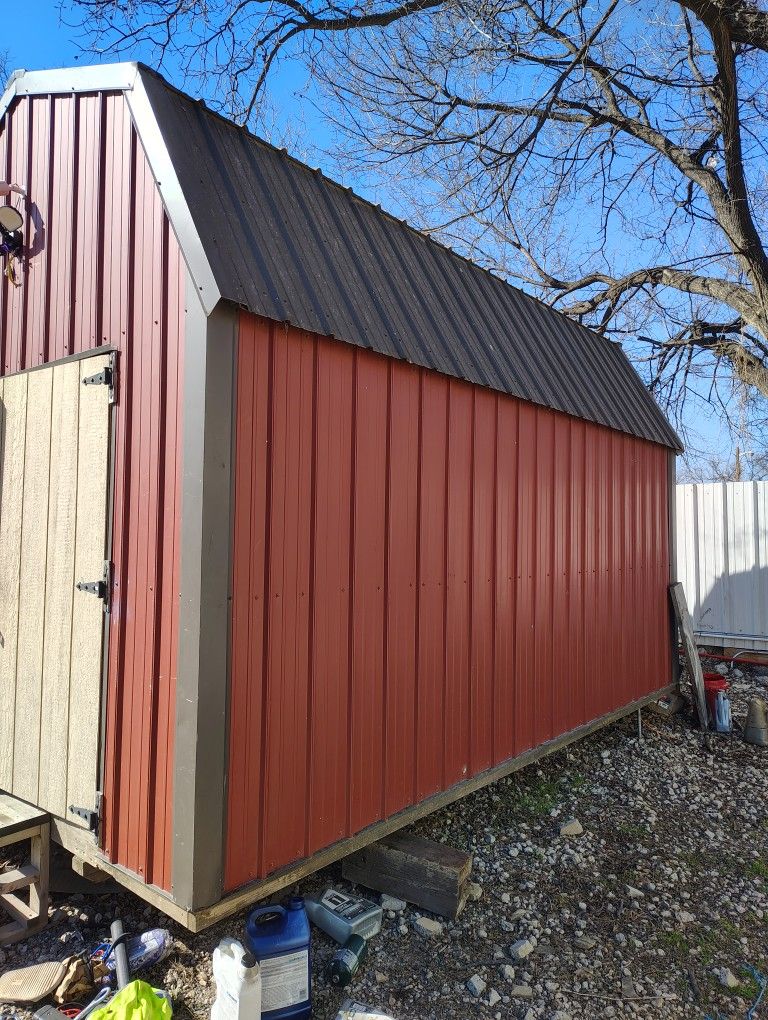 Building Big Enough To Live In If Needed Moving Company Out Of State Was Using As Office 7500 Obo Make Offer I Might Accept It