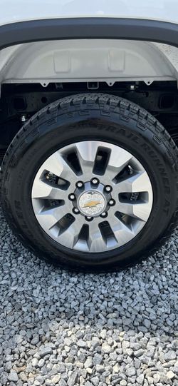 Rims and tires (like new)