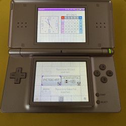 Nintendo DS Lite