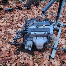 Parts 2004 Honda Accord 4 Cylinder Auto 63,000 Miles