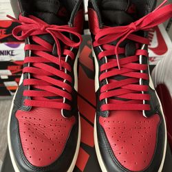 Air Jordan 1 Bred Toe Size 10.5