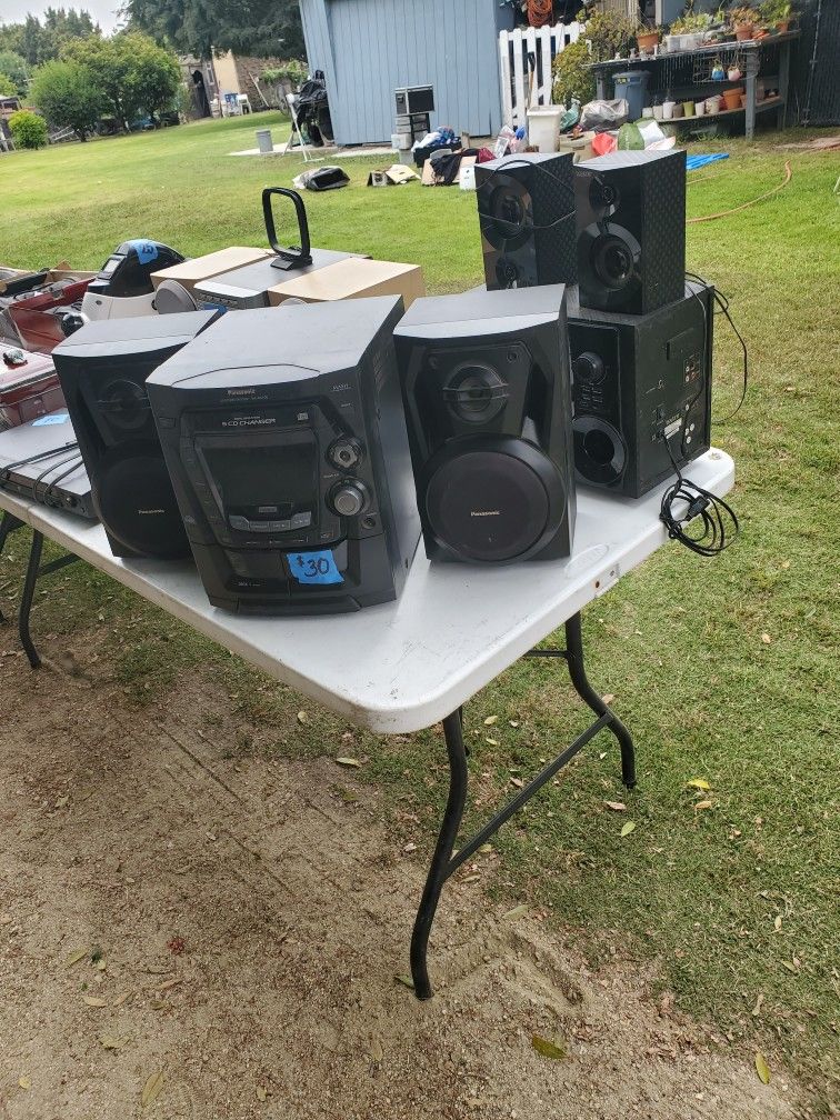 Estereos A 40Cada Uno