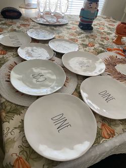 Rae Dunn Word Plates Set