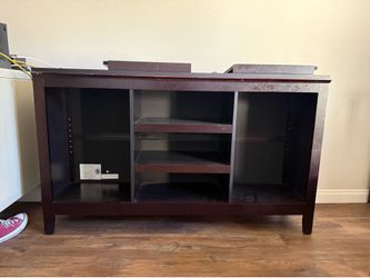TV Stand / Entertainment Stand