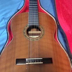  PARACHO GUITARRA Por Constructor MORALES