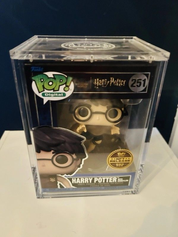 Funko Pop! Vinyl: Harry Potter With Grindylow GRAIL #251 764pcs With Pop Armor