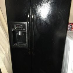 Black Ge Side By Side Fridge 