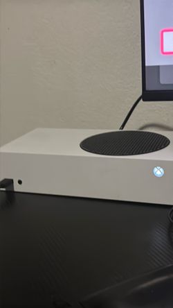 Xbox series s works perfect no problems c