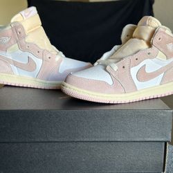 Size 9C - Air Jordan 1 Retro High OG “Washed Pink” (TD)