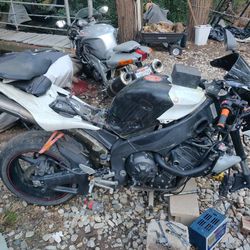 Parting Out My R1's 2000, 2005, 2006