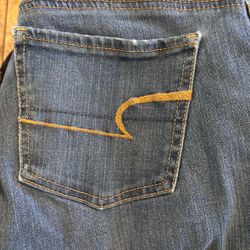 AE Size 2L Skinny’s 