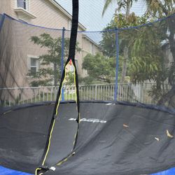 Trampoline 16