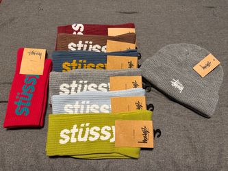 Stussy Crew Sock & Beanie Bundle. *Brand New!*