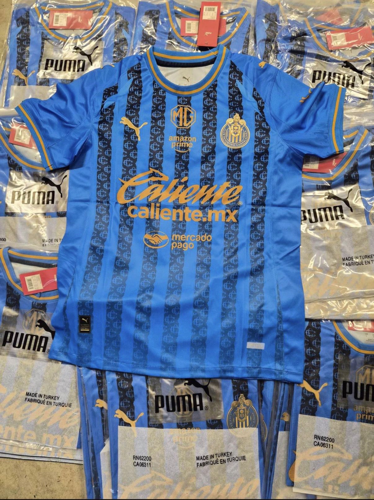 S,M,L,Xl,2XL,3XL,4XL slim fit available Soccer Chivas Guadalajara new jersey 3rd kid blue  2026 azul terser uniforme el rebaño sagrado  New Jersey  20