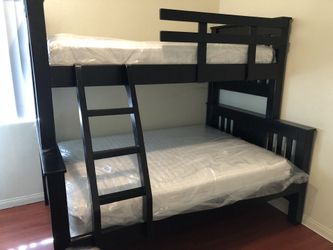 Solid wood bunk bed