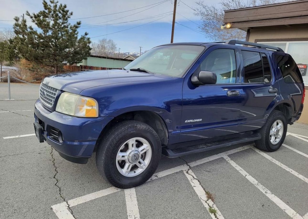 2005 Ford Explorer