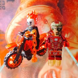 LEGO Marvel  Minifigures COLLECTIBLES