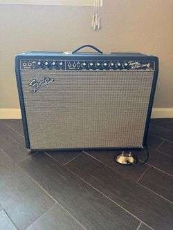 Fender 65 Twin Reverb 2x12 Tube Guitar Amp