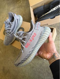 Yezzy size 9 1/2