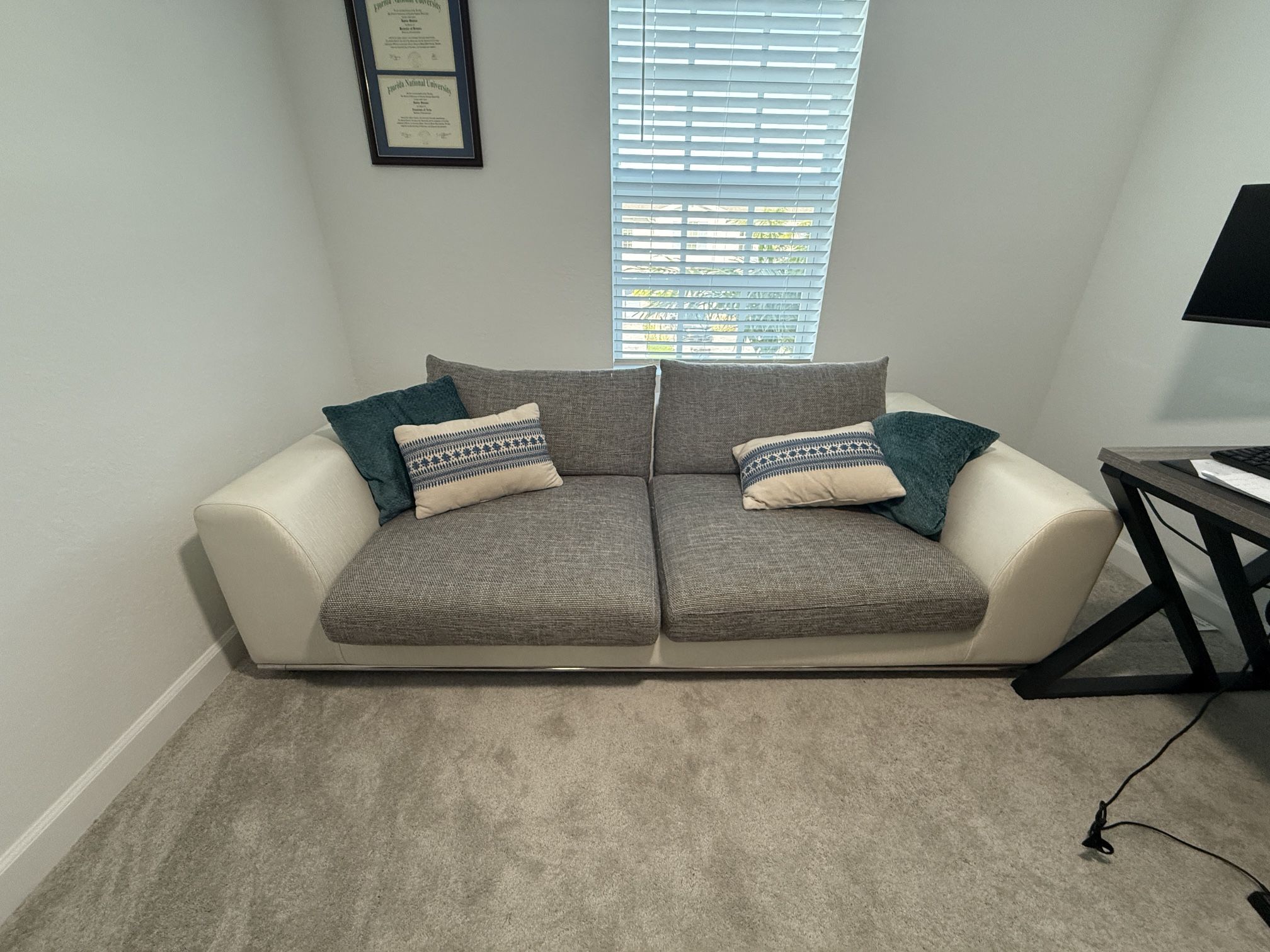 Feathers Sofa (El dorado Furniture)