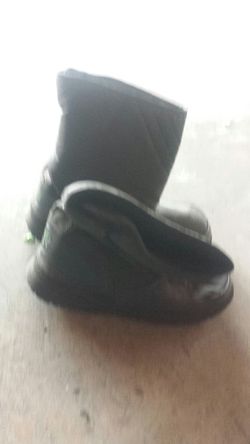 Size 11 snow boots