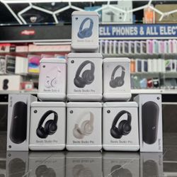 Beats Pill, Beats Solo Pro, & Beats Solo 4 ((Take It Home In Payments/ llévatelo a casa en pagos) Starting At