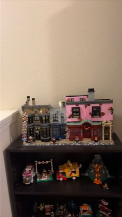 Lots of lego sets