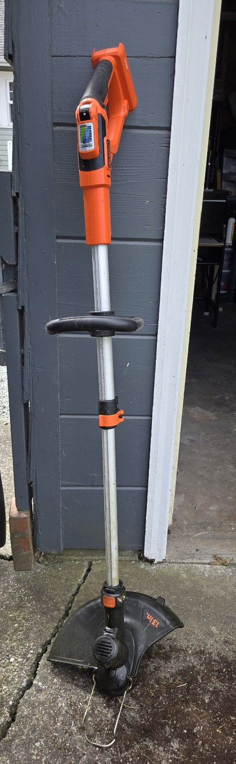 Black & Decker Weed Wacker