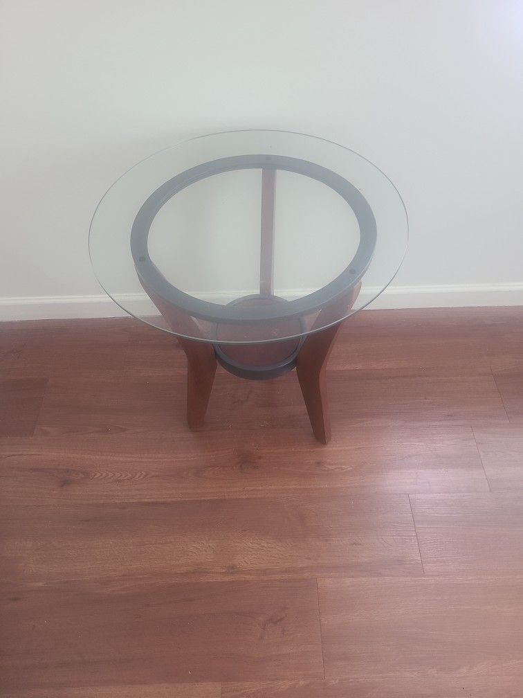 Wood/Glass End Table For Sale.....