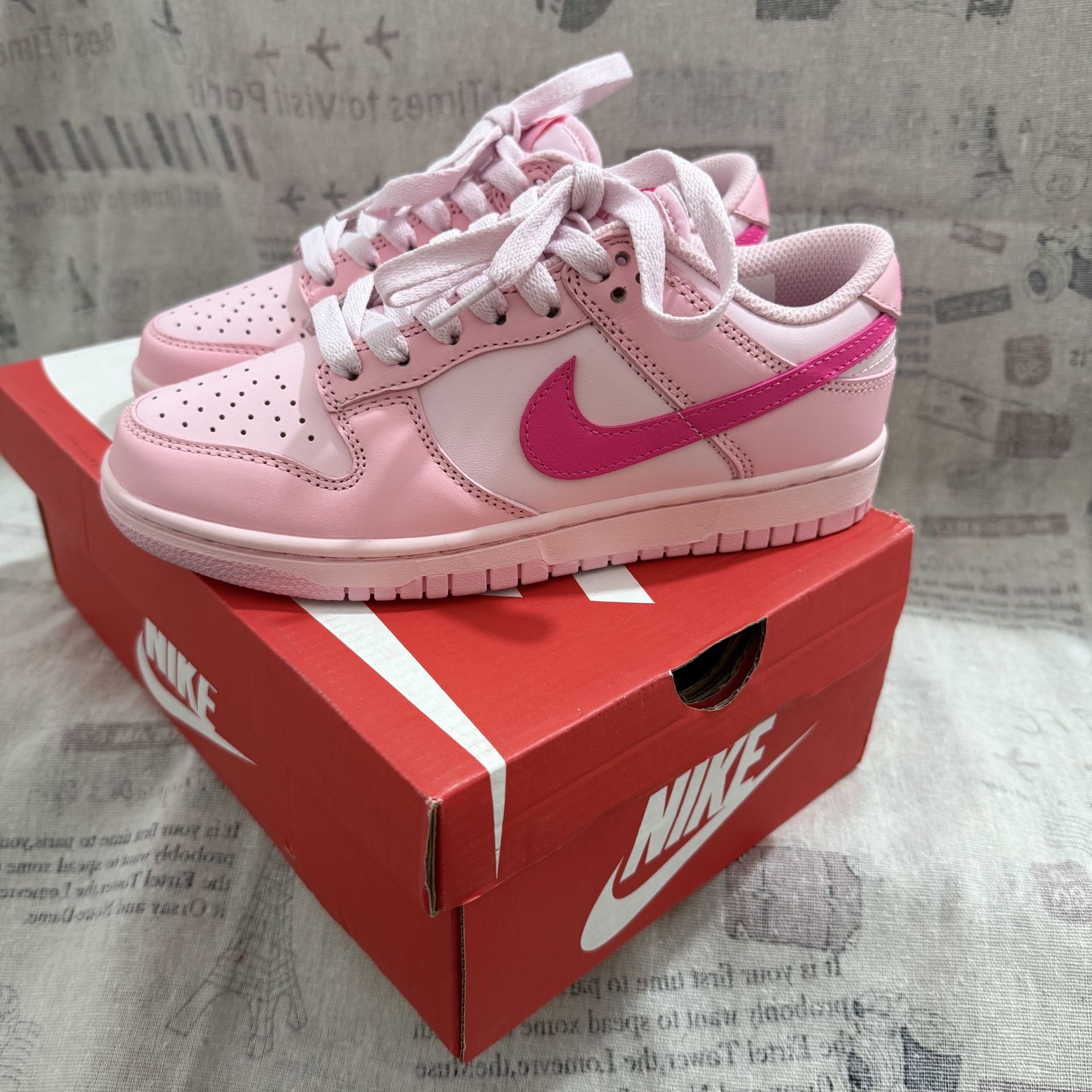 Nike Dunk Low Triple Pink Sneaker Men's