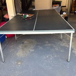 Free ping pong Table 