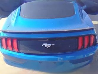 2017 mustang trunk