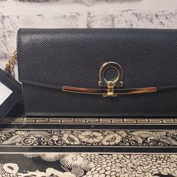 Salvatore Ferragamo, Leather Wallet, With ID Chain, Black (Mother's Day Collection)