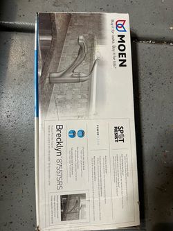 Moen Renzo Spot Resist Stainless One-Handle Pullout Kitchen or Laundry Faucet